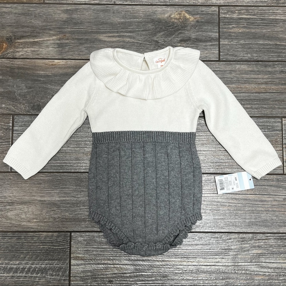 Cat & Jack Baby Girl 18 Months Grey Gray White Sweater Jumper One Piece Outfit - Picture 2 of 13